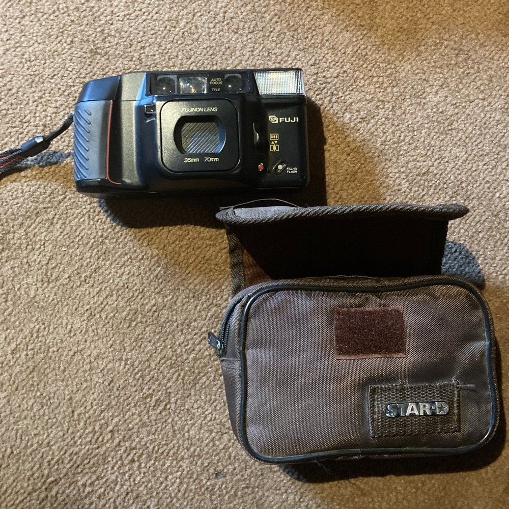 Vintage Fuji DL-400 TELE QD 35mm Black Red Autofocus Point & Shoot Film Camera